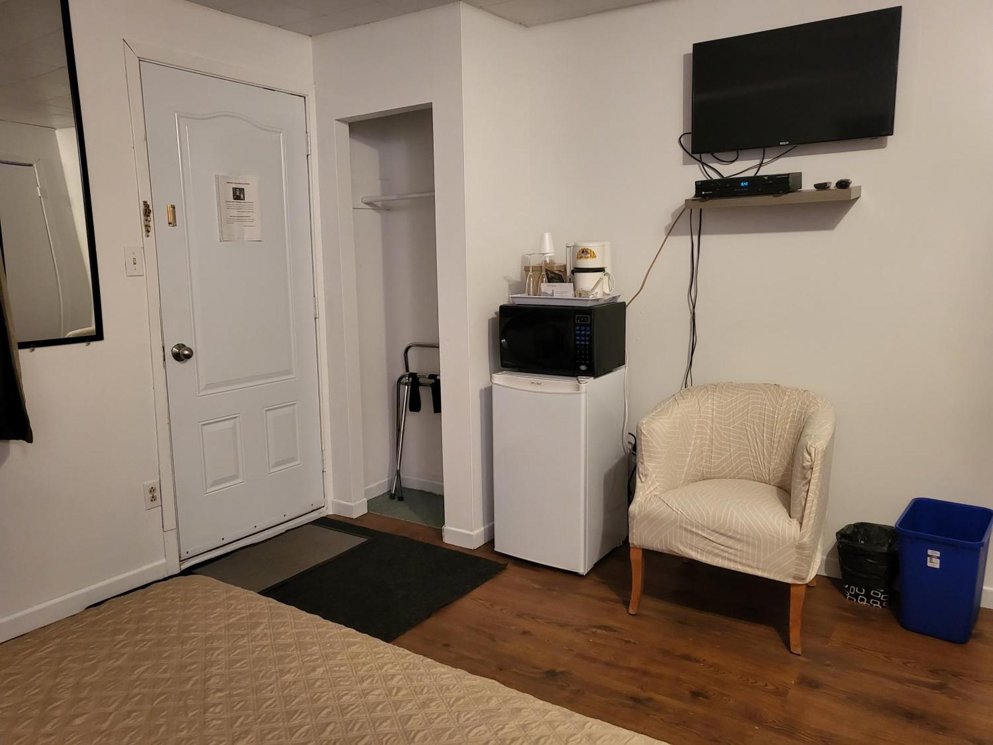 Motel Deblois Sainte-Anne-de-Beaupré Room photo
